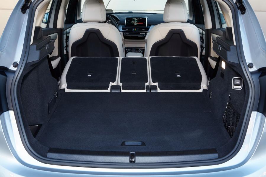 Багажник BMW 225xe Active Tourer (F45) 2016 года  (WW) (фото 24 из 50)